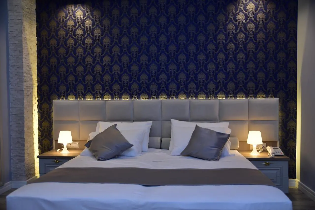 The King Resort Berxull Hotel