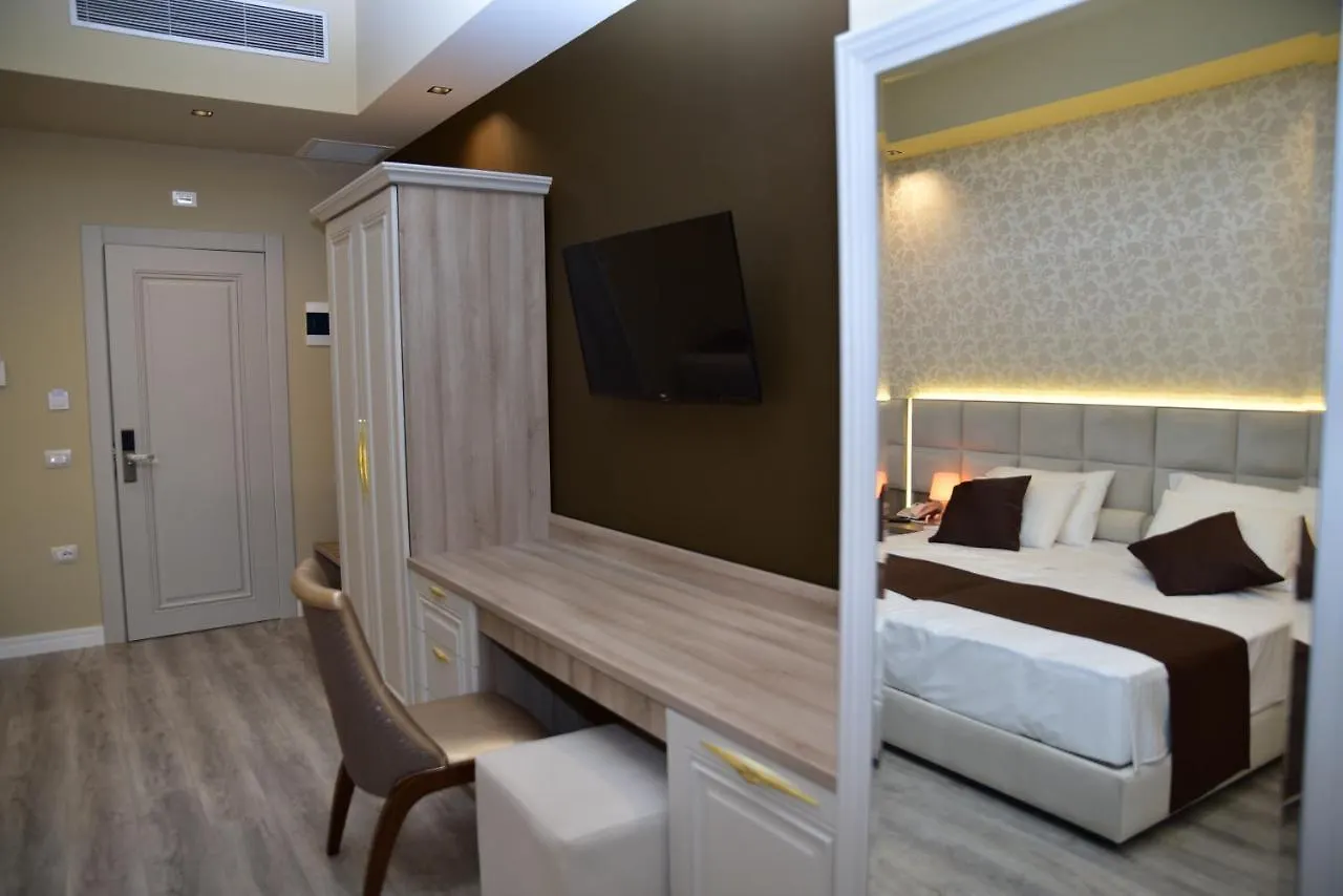 The King Resort Berxull Hotel