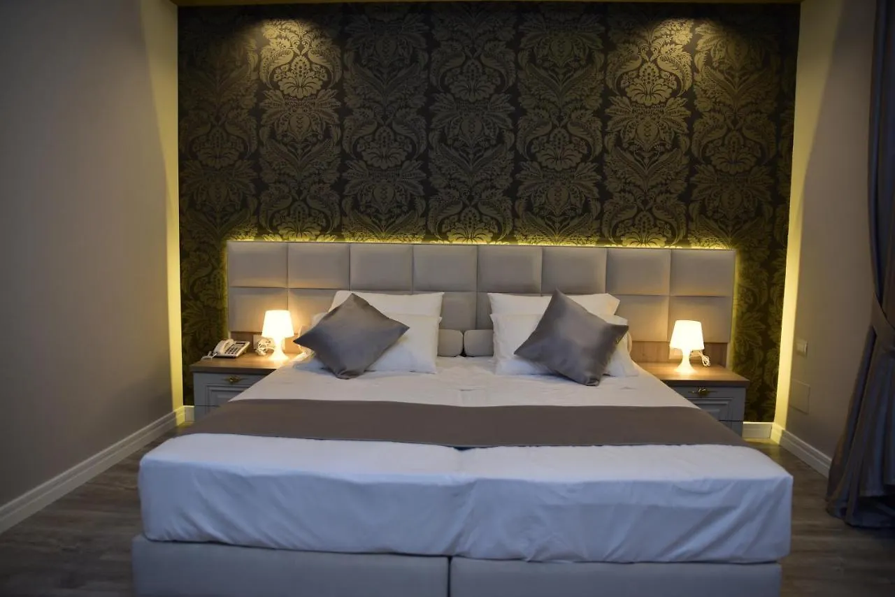 Hotel The King Resort Berxull