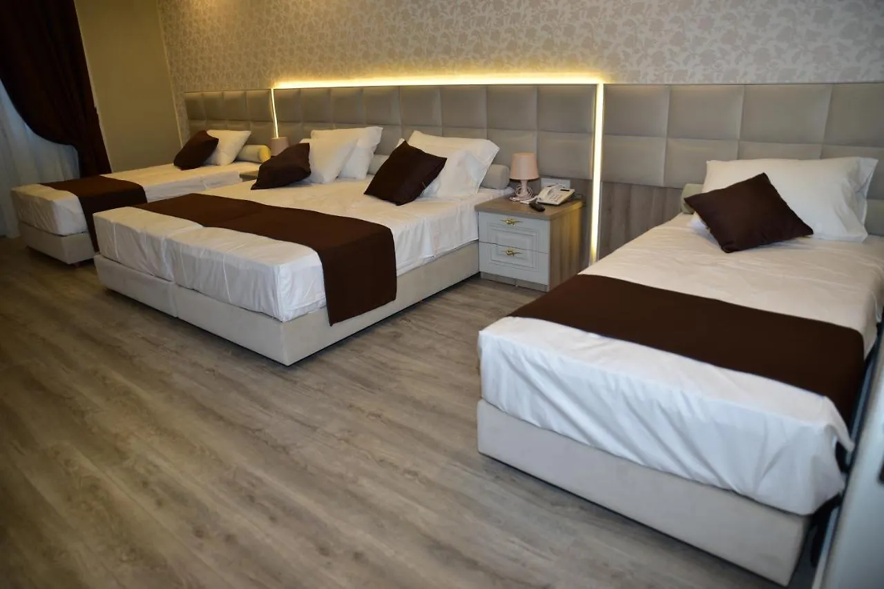 The King Resort Berxull Hotel